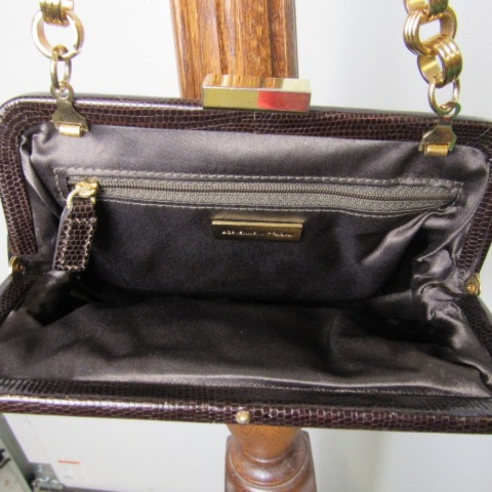 Adrienne Vittadini Small Animal Print Evening Bag - Picture 3 of 4